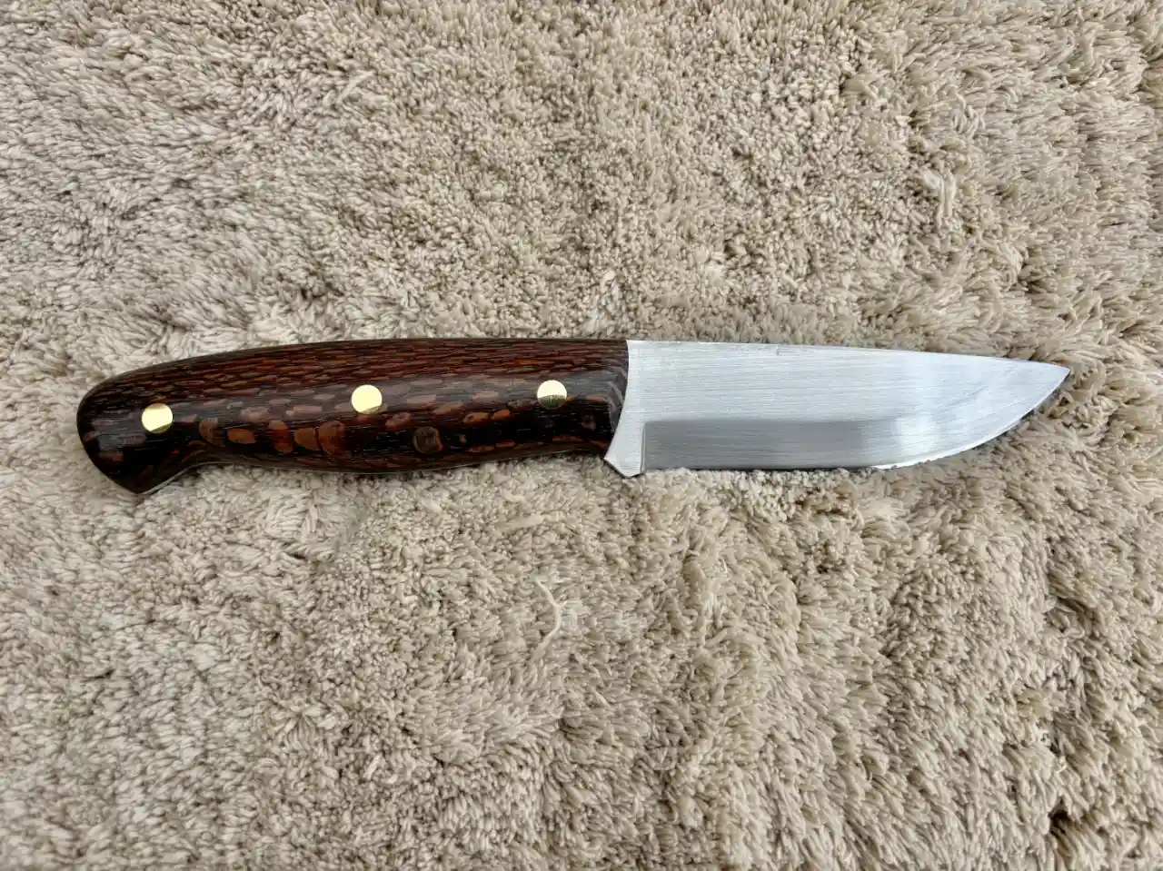 Bushcrasft knife with leopardwood handles - rear view