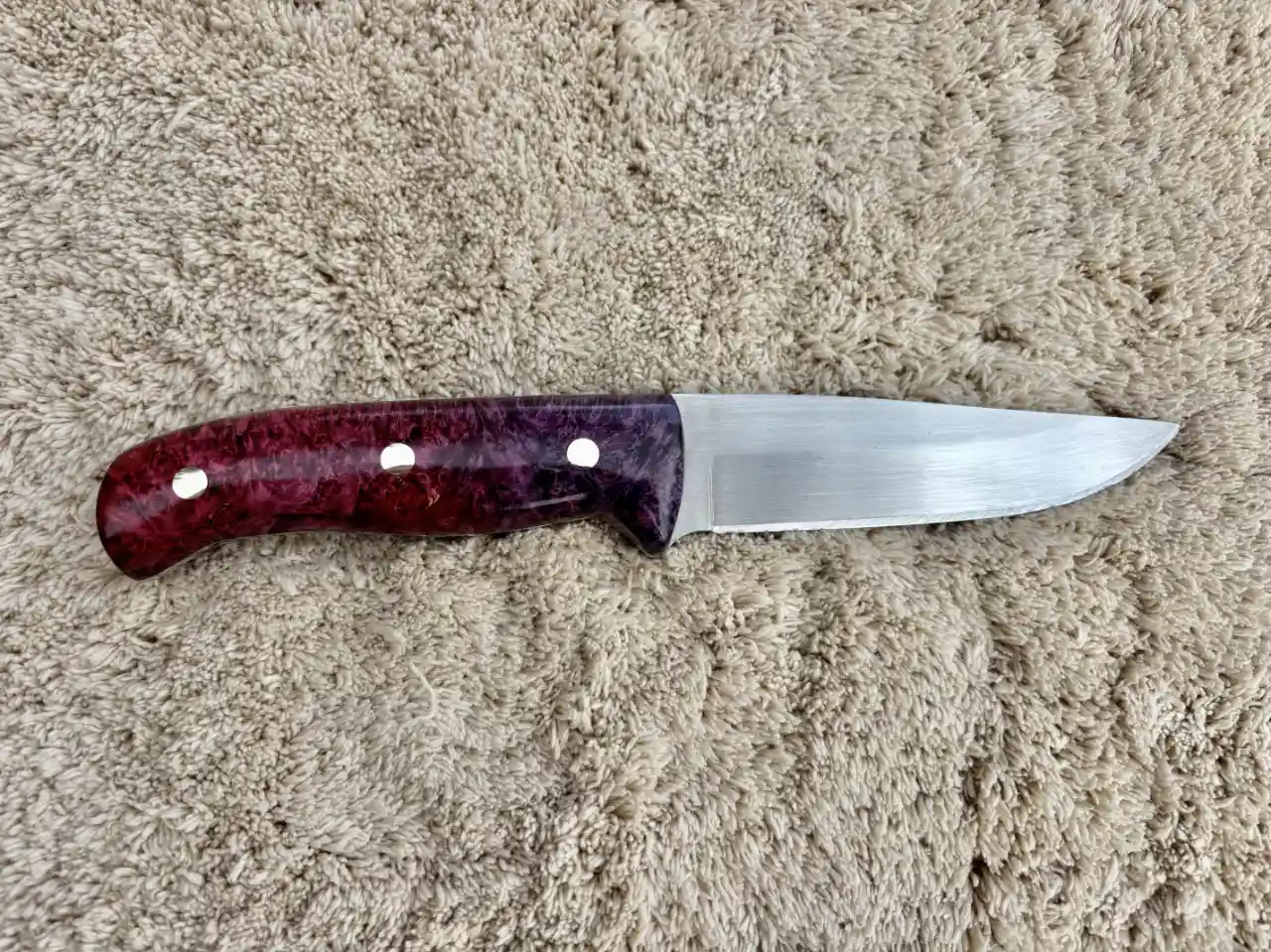 Bushcraft knife with dyed box elder wood handles - rear view